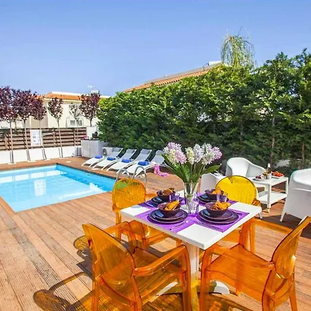 Villa Chateau Blanc *