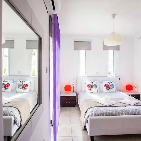 Chateau Blanc Villa Protaras